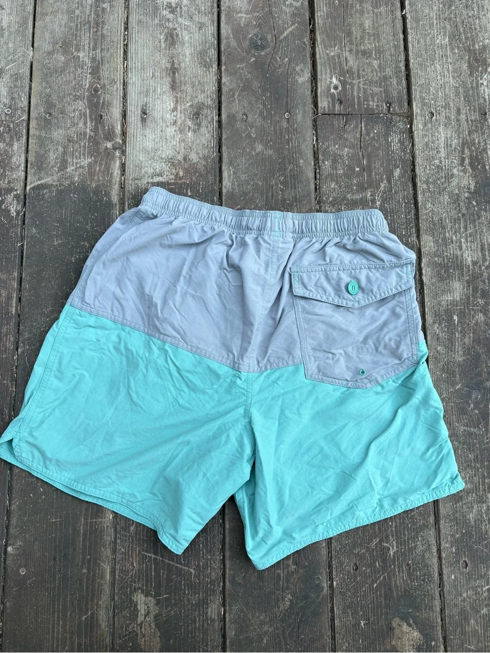 Patagonia Men's Medium Two-Tone Light Gray and Aqua Swim Trunks